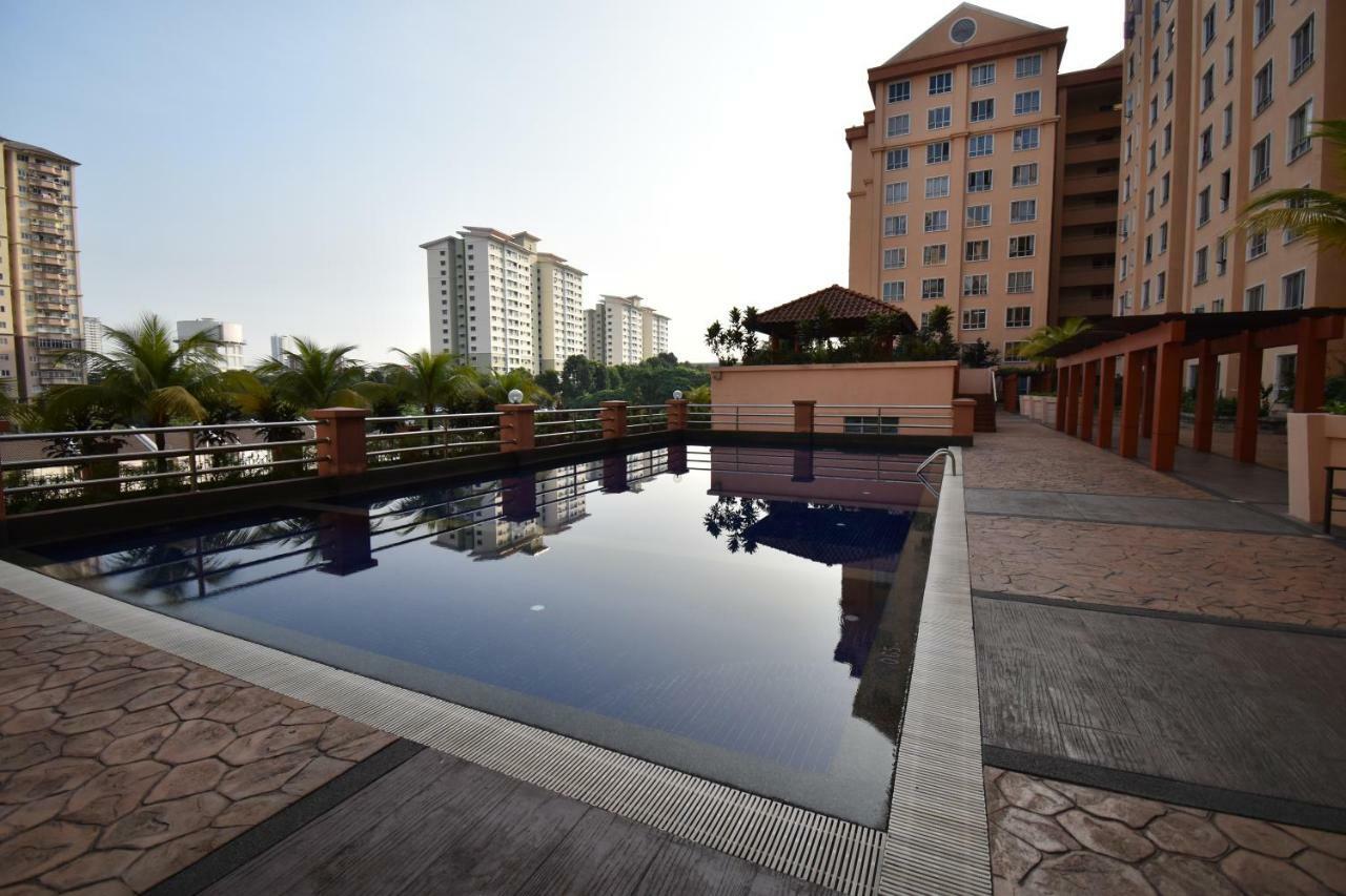 อพาร์ตเมนต์ 3 ห้องนอน 2 ห้องน้ำส่วนตัว ขนาด 75 ตร.ม. – เชอราส Apartment กัวลาลัมเปอร์ ภายนอก รูปภาพ
